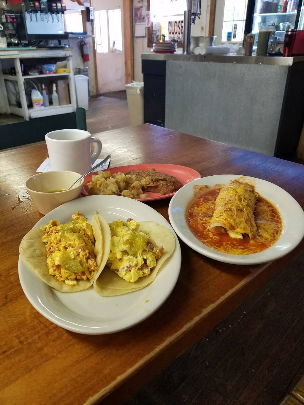 El Jacalito | restaurant | 1207 Cedar St, Bandera, TX 78063, USA | 8304603853 OR +1 830-460-3853