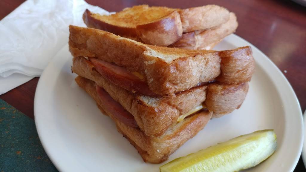 Thunder Bay River Restaurant | restaurant | 1315 W Chisholm St, Alpena, MI 49707, USA | 9893400831 OR +1 989-340-0831