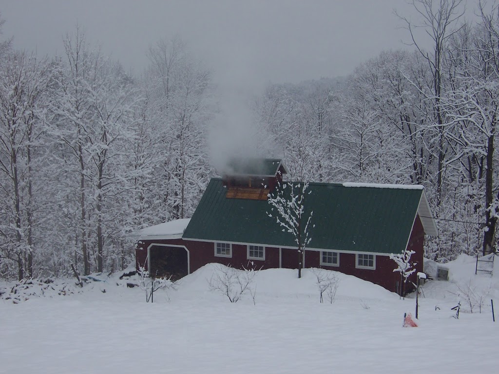 Treats Sugarhouse | restaurant | 3 Hop Kiln Rd, Bow, NH 03304, USA | 6034961671 OR +1 603-496-1671