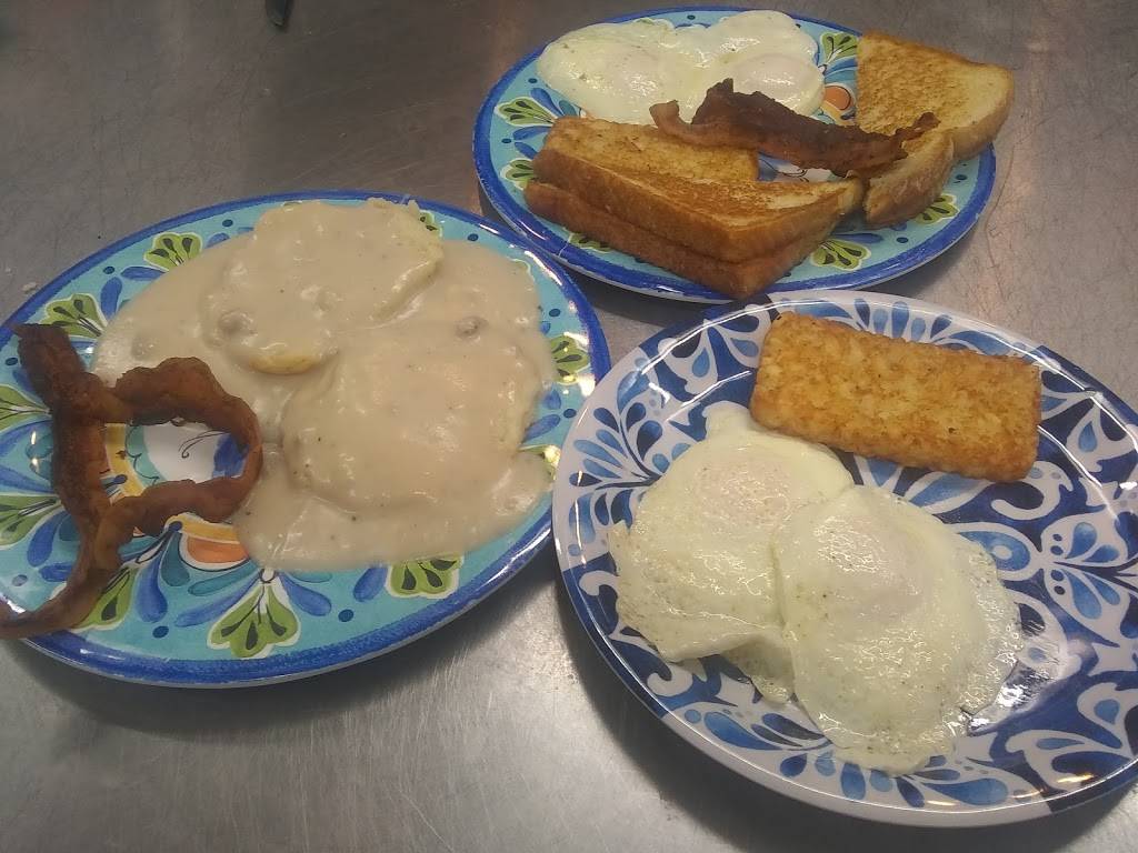 Pill Box Cafe | restaurant | 1243 Hwy 62 412, Highland, AR 72542, USA | 8708561112 OR +1 870-856-1112