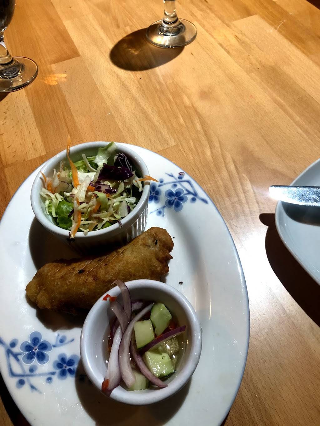 Ratchada Thai & Laos Cuisine | restaurant | 1117 S 11th St, Philadelphia, PA 19147, USA | 2154671546 OR +1 215-467-1546