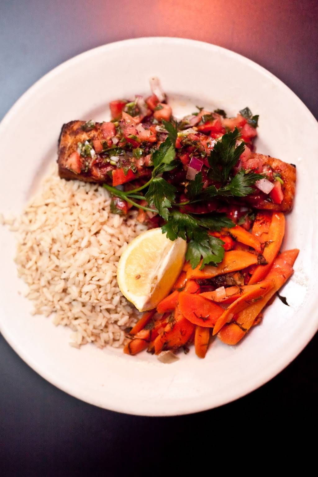 Hi Life Bar & Grill | restaurant | 477 Amsterdam Ave, New York, NY 10024, USA | 2127877199 OR +1 212-787-7199