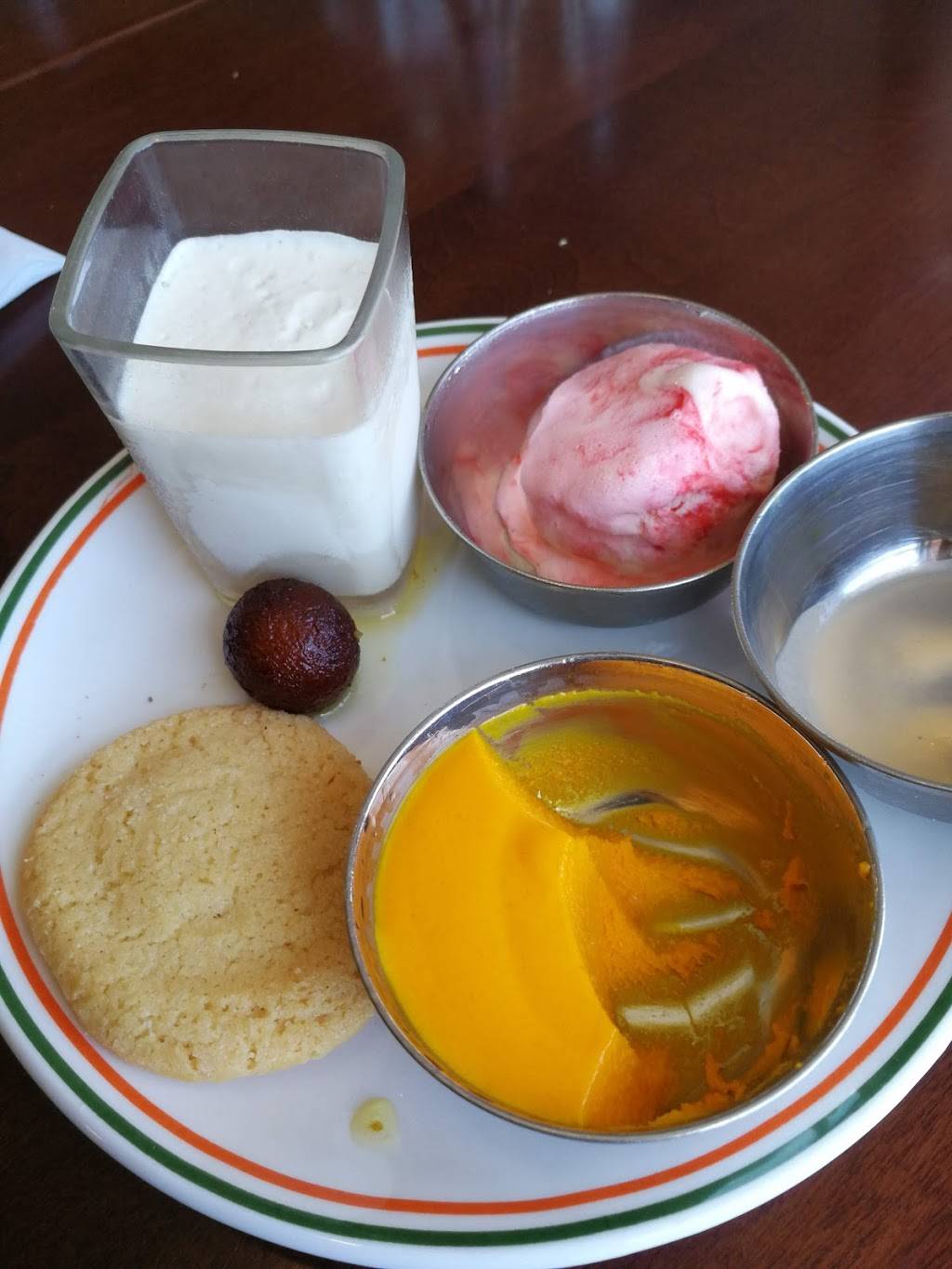 East India Company | restaurant | 1993 Robertson Rd, Nepean, ON K2H 5B7, Canada | 6137213777 OR +1 613-721-3777