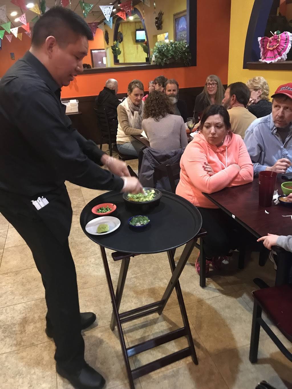 Tequilas Authentic Mexican Restaurant | restaurant | 1006 S Adams St, Versailles, IN 47042, USA | 8127508100 OR +1 812-750-8100