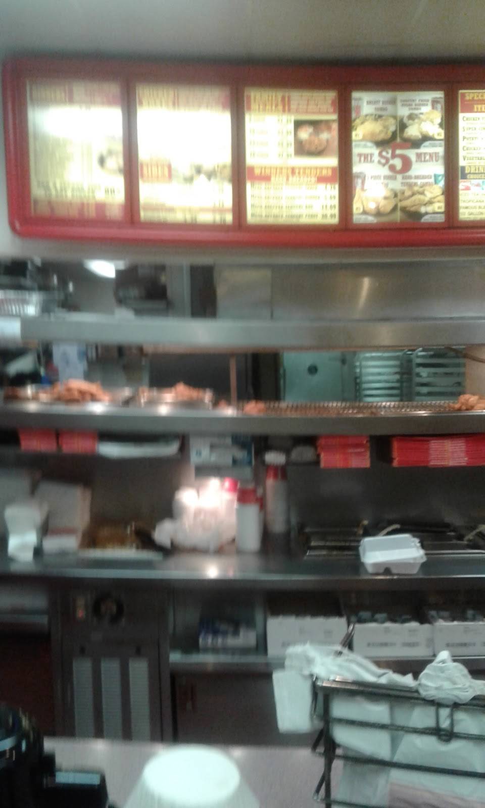 Mrs Winners Chicken & Biscuits | restaurant | 2904 Randleman Rd, Greensboro, NC 27406, USA | 3365743140 OR +1 336-574-3140