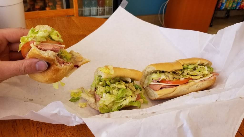 A & M Cafe | restaurant | 1205 W Carrier Pkwy, Grand Prairie, TX 75050, USA | 9726416165 OR +1 972-641-6165