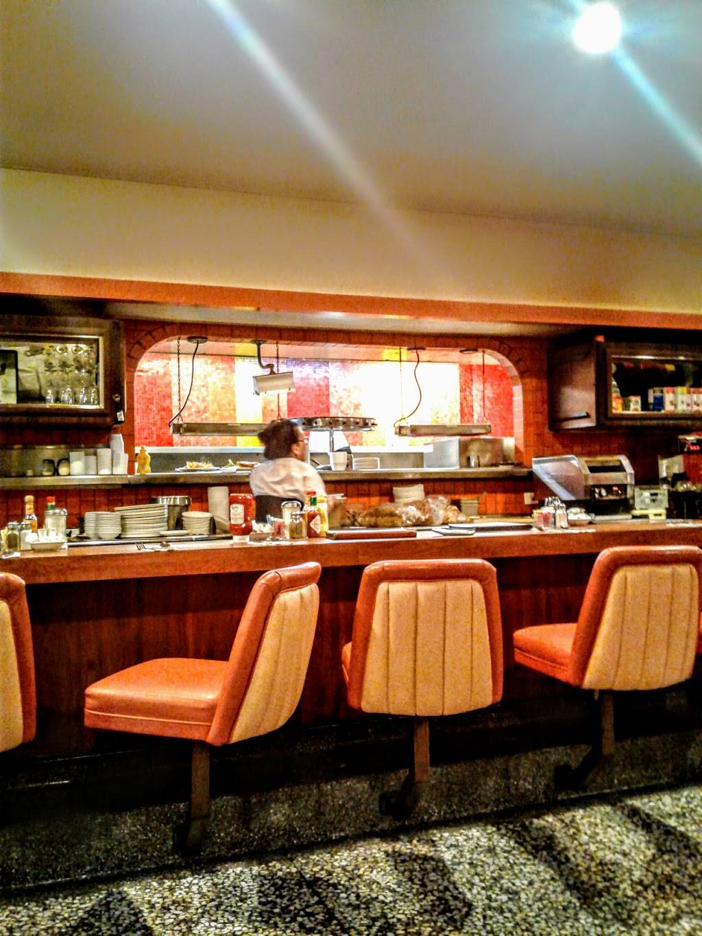 Astro Family Restaurant | restaurant | 4019, 2300 Fletcher Dr, Los Angeles, CA 90039, USA | 3236639241 OR +1 323-663-9241