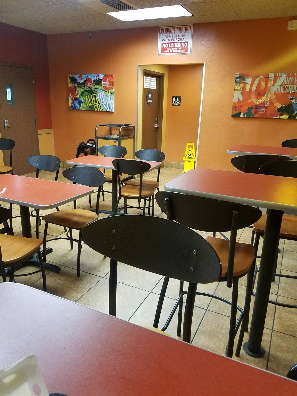 Jack in the Box | restaurant | 1239 Yosemite Blvd, Modesto, CA 95354, USA | 2095783039 OR +1 209-578-3039