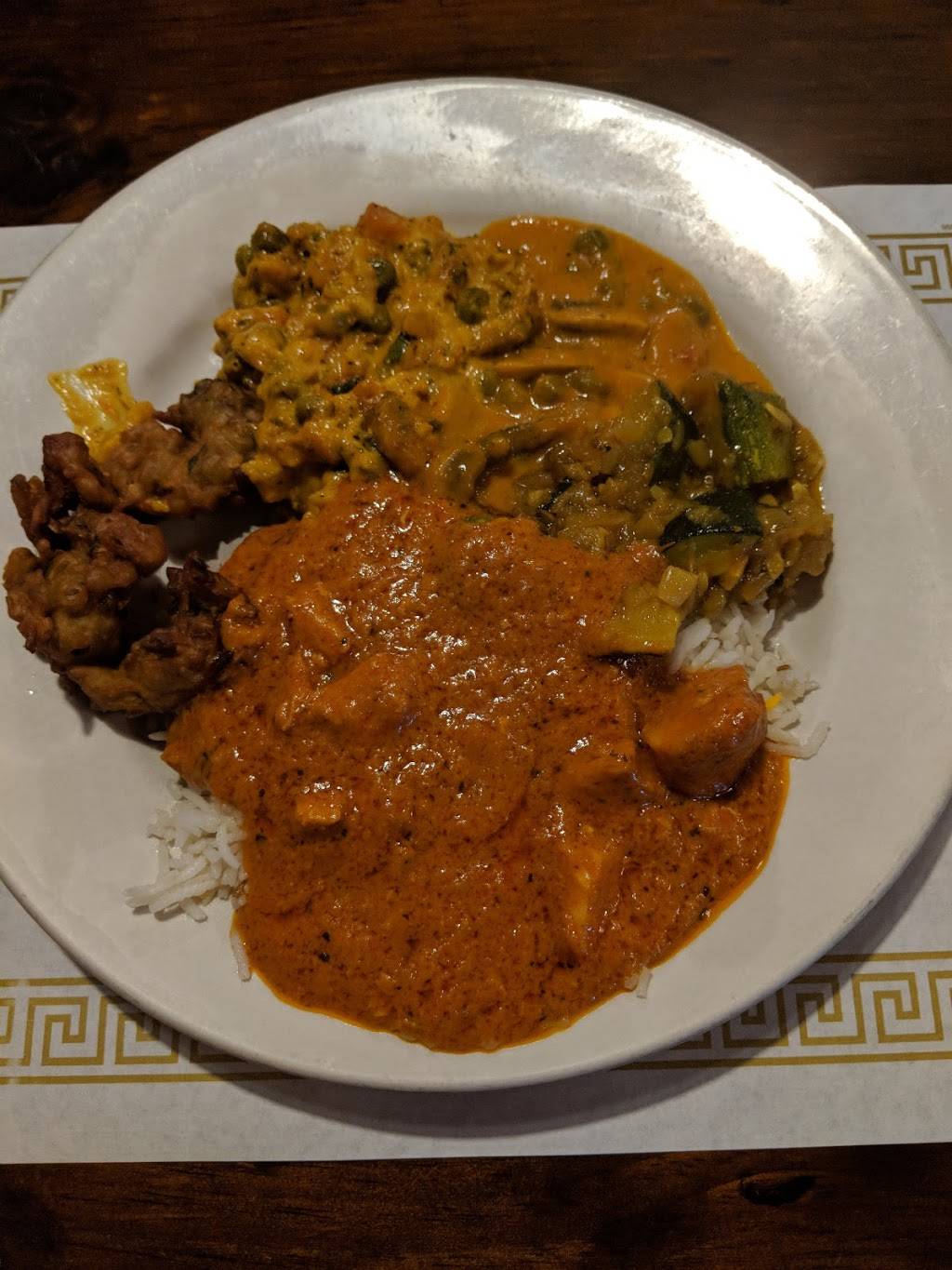 India Palace | restaurant | 129 E 10th St, Lawrence, KS 66044, USA | 7853314300 OR +1 785-331-4300