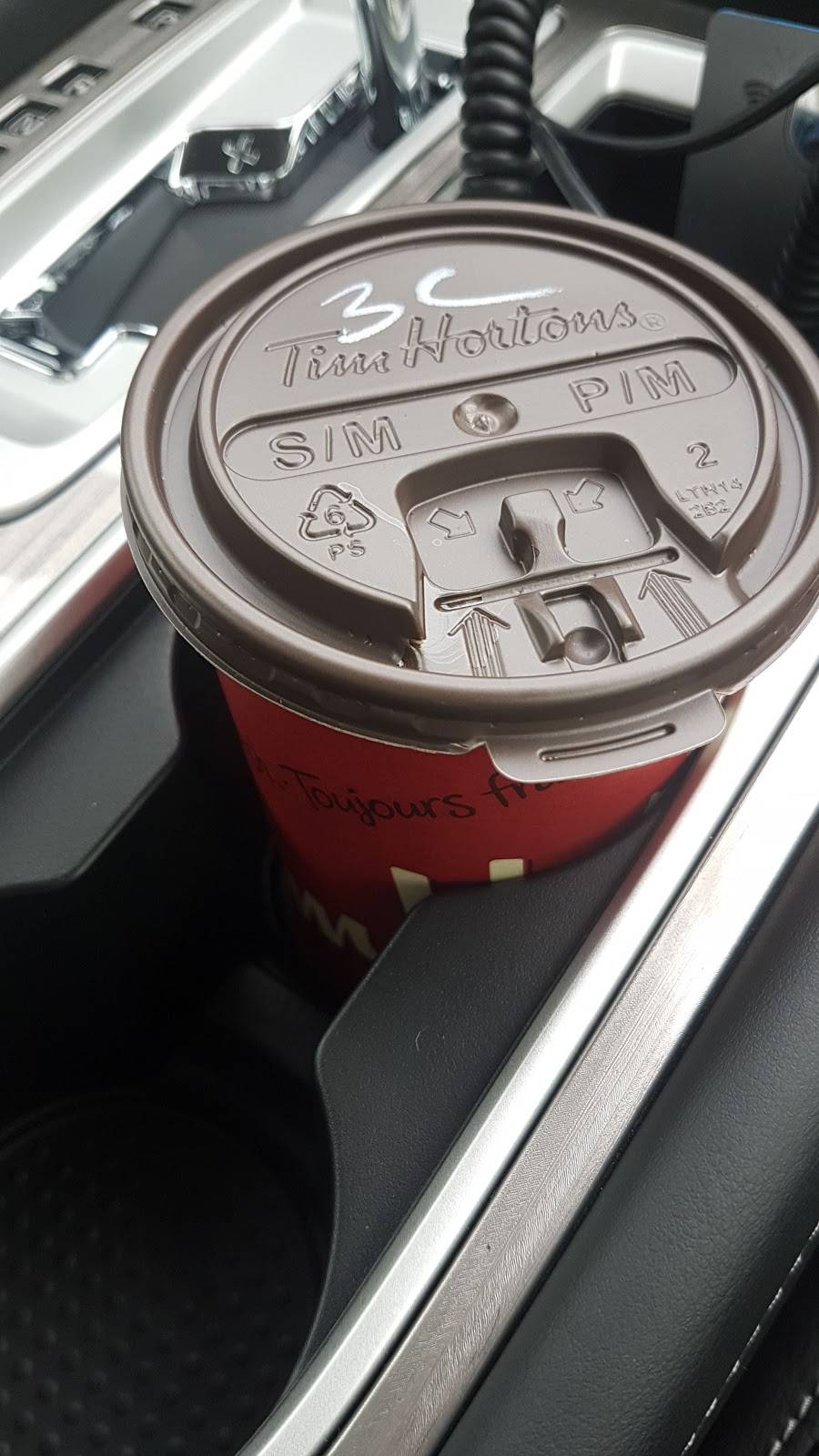 Esso | restaurant | 7025 Millcreek Dr, Mississauga, ON L5N 3R3, Canada | 9058144871 OR +1 905-814-4871