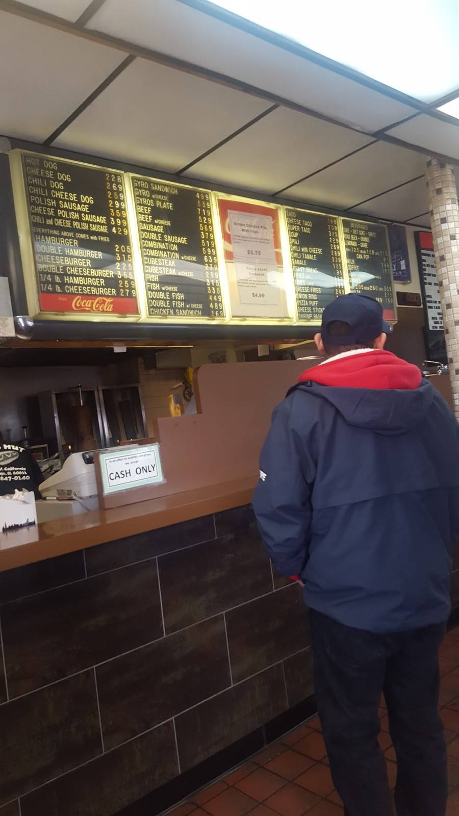 The Hut | restaurant | 3601 S California Ave, Chicago, IL 60632, USA | 7738470240 OR +1 773-847-0240