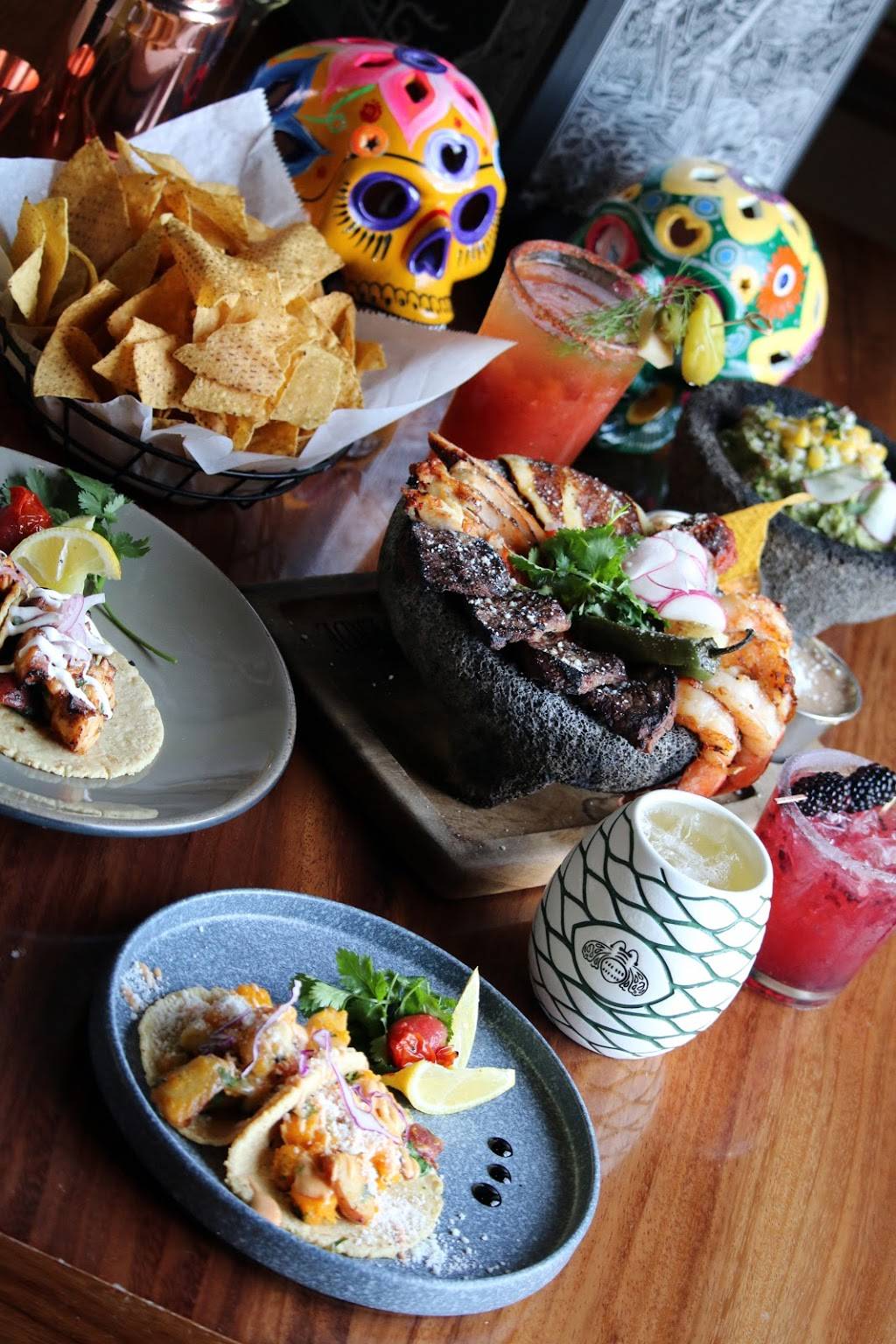 Verde | restaurant | Commercial Dr, Fishers, IN 46038, USA | 3175787511 OR +1 317-578-7511