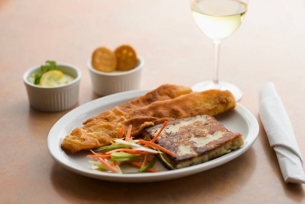 Al & Almas Supper Club and Charter Cruises | restaurant | 5201 Piper Rd, Mound, MN 55364, USA | 9524723098 OR +1 952-472-3098