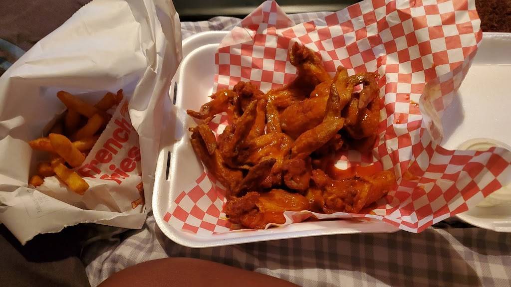 SMACKERS | restaurant | 1525 Airways Blvd, Memphis, TN 38114, USA | 9013082556 OR +1 901-308-2556