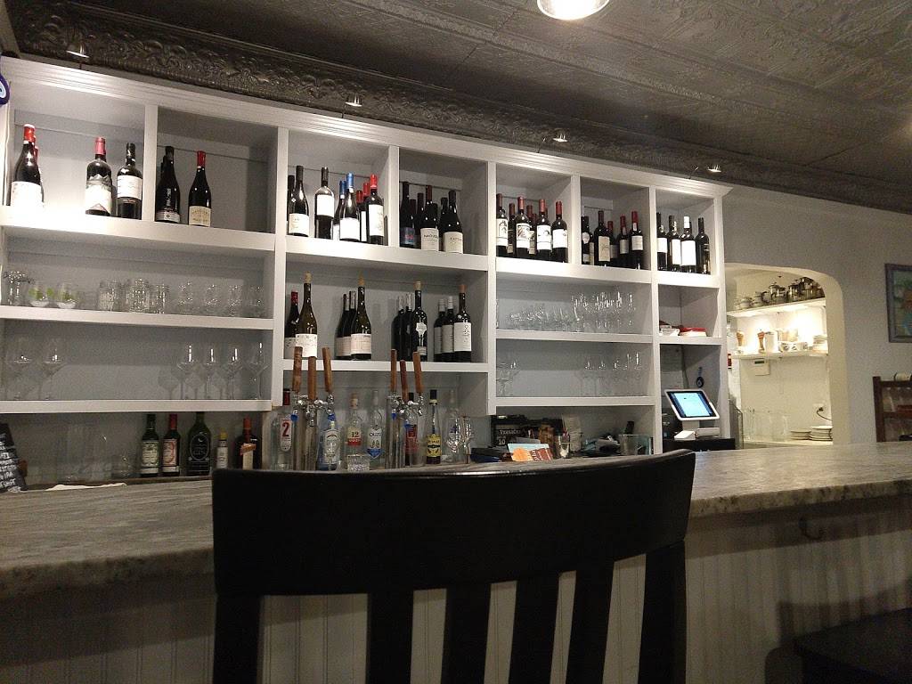 Taverna Khione | restaurant | 25 Mill Rd, Brunswick, ME 04011, USA | 2074062847 OR +1 207-406-2847