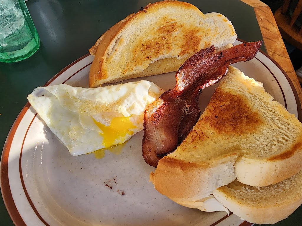 Grannys Restaurant | restaurant | 1550 Sheridan Ave, Cody, WY 82414, USA | 3075874829 OR +1 307-587-4829