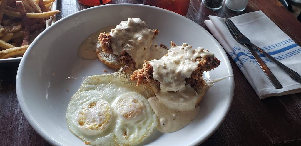 Leroys Southern Kitchen & Bar | restaurant | 201 W Marion Ave, Punta Gorda, FL 33950, USA | 9415052489 OR +1 941-505-2489