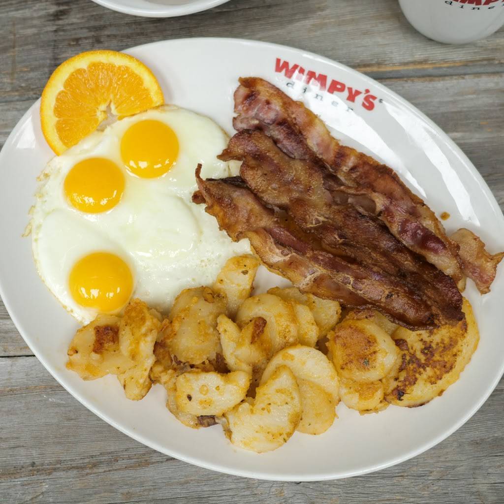 Wimpys Diner | restaurant | 685 University Ave, Orillia, ON L3V 6H2, Canada | 7053239696 OR +1 705-323-9696