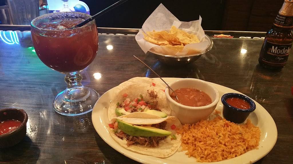 El Fenix Mexican Restaurant | restaurant | 3128 Forest Ln #240, Dallas, TX 75234, USA | 9722413248 OR +1 972-241-3248