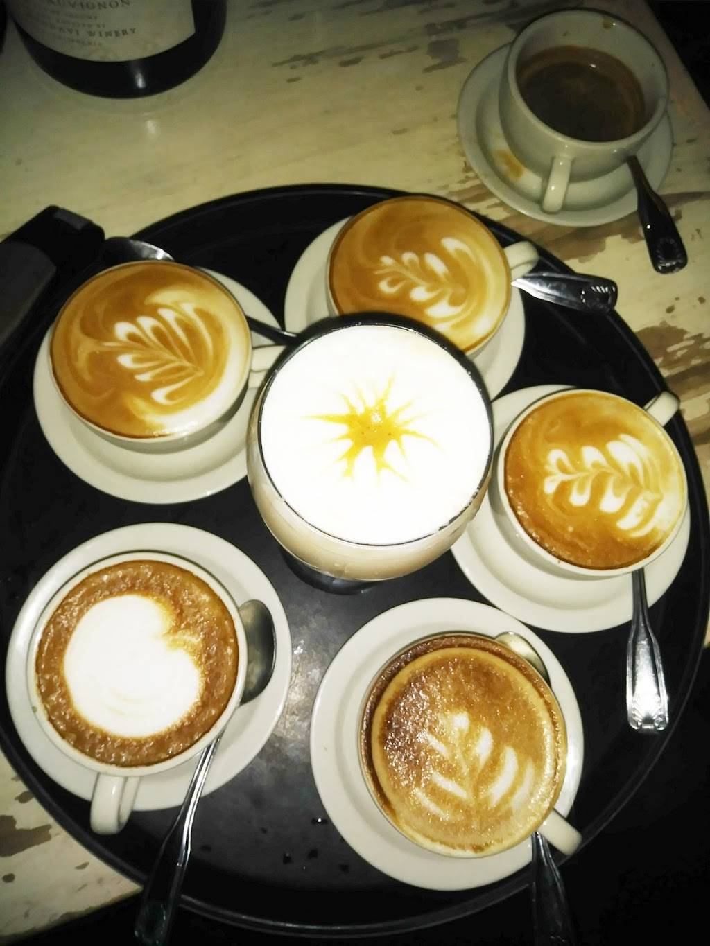 Casa Nostra Ristorante | restaurant | 1515 Palisades Dr, Pacific Palisades, CA 90272, USA | 3104548889 OR +1 310-454-8889