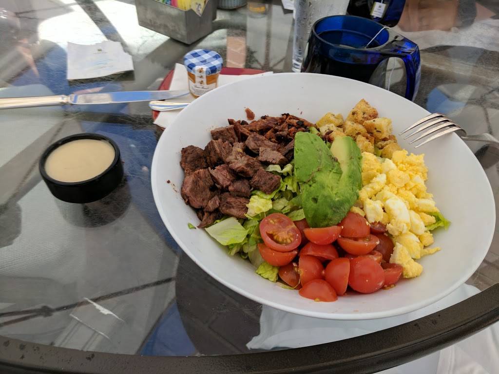 Mosaic Bar & Grille | restaurant | 30801 Coast Hwy, Laguna Beach, CA 92651, USA | 9497156020 OR +1 949-715-6020