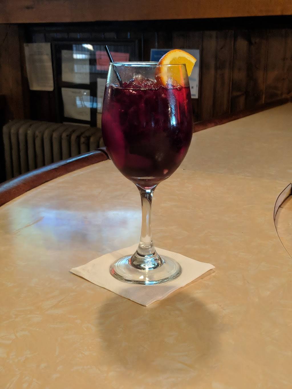 Idlewile Inn | restaurant | 1306 Main St, St Cloud, WI 53079, USA | 9209994404 OR +1 920-999-4404