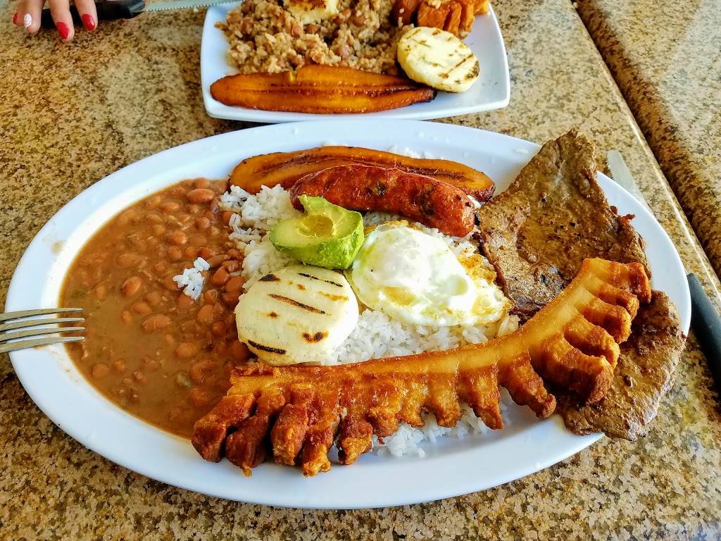 Sabores Colombianos | restaurant | 3695 University Ave, San Diego, CA 92104, USA | 6197567742 OR +1 619-756-7742