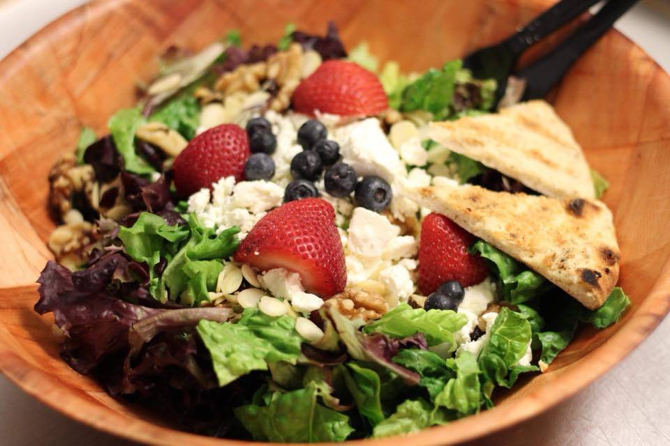 Big Ass Salads | restaurant | 4030 Lincoln Way E, Massillon, OH 44646, USA | 2344103741 OR +1 234-410-3741