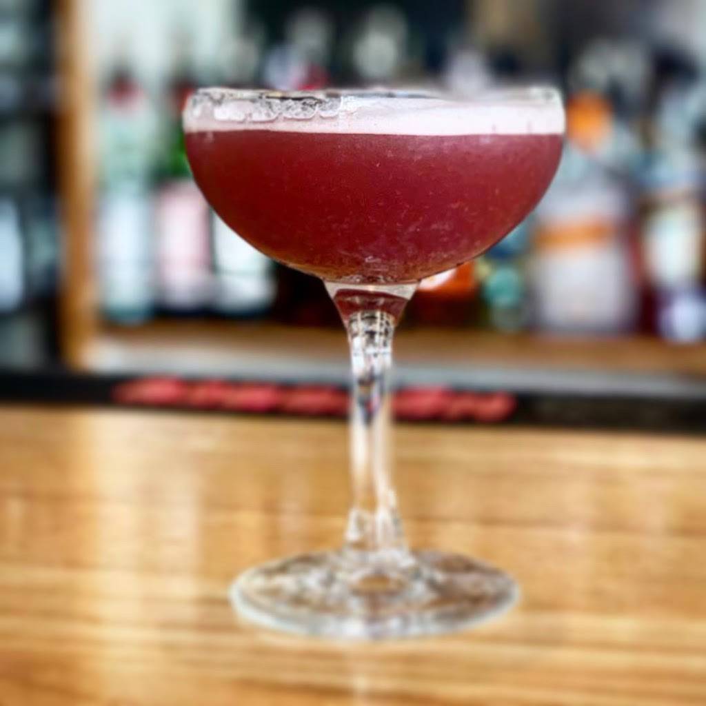 Methuselah Bar and Lounge | night club | 391 North St, Pittsfield, MA 01201, USA | 4133472888 OR +1 413-347-2888