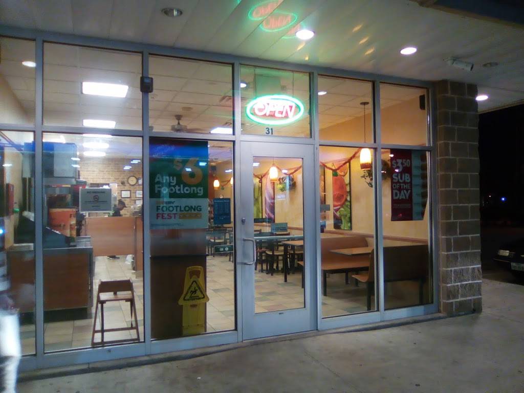 Subway | restaurant | 3120 W Cardinal Dr, Beaumont, TX 77705, USA | 4098404700 OR +1 409-840-4700