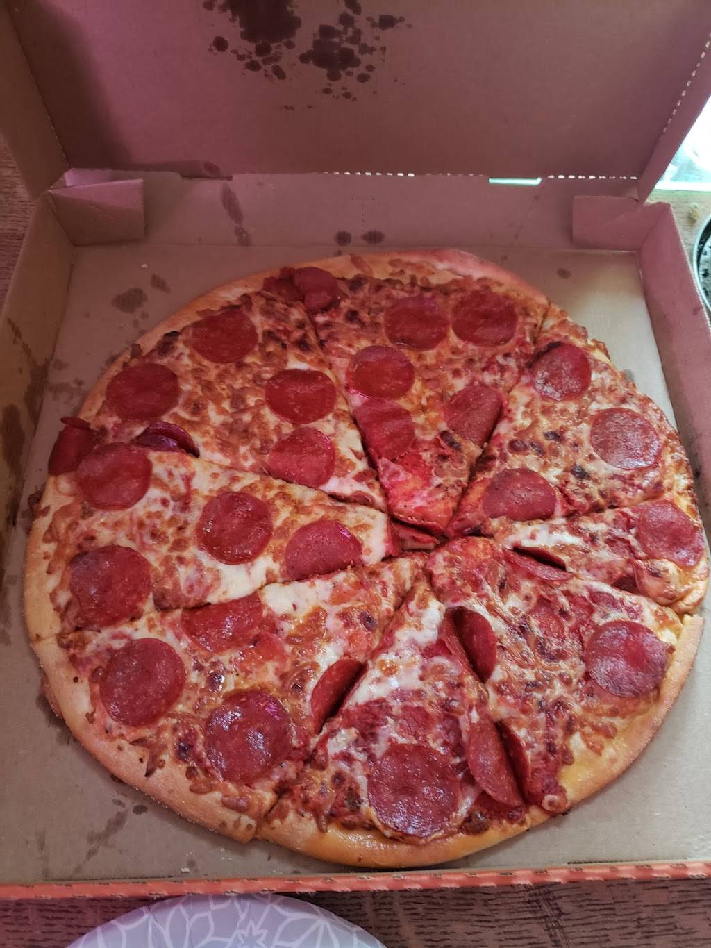 Little Caesars Pizza | meal delivery | 805 S 900 W, Salt Lake City, UT 84104, USA | 8013632400 OR +1 801-363-2400