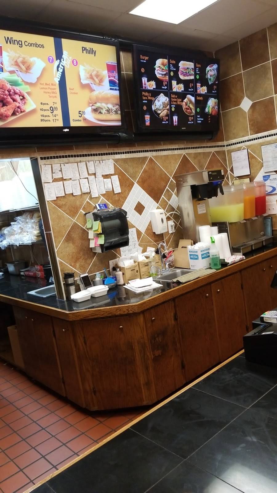 American Deli | restaurant | 2230 Sparkman Dr NW #300, Huntsville, AL 35810, USA | 2568580900 OR +1 256-858-0900