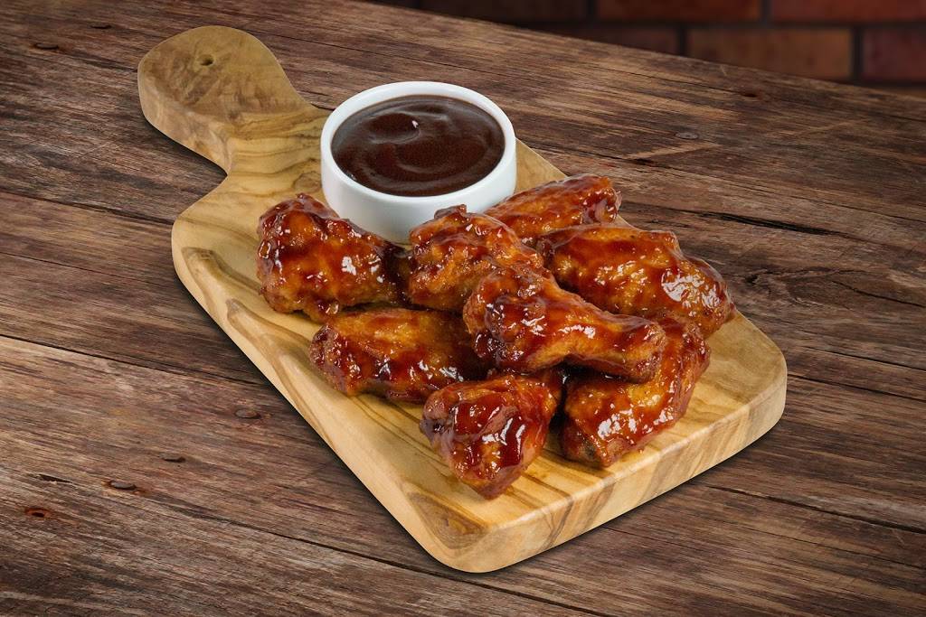 Jets Pizza | meal delivery | 5695 Bay Rd, Saginaw, MI 48604, USA | 9894977777 OR +1 989-497-7777