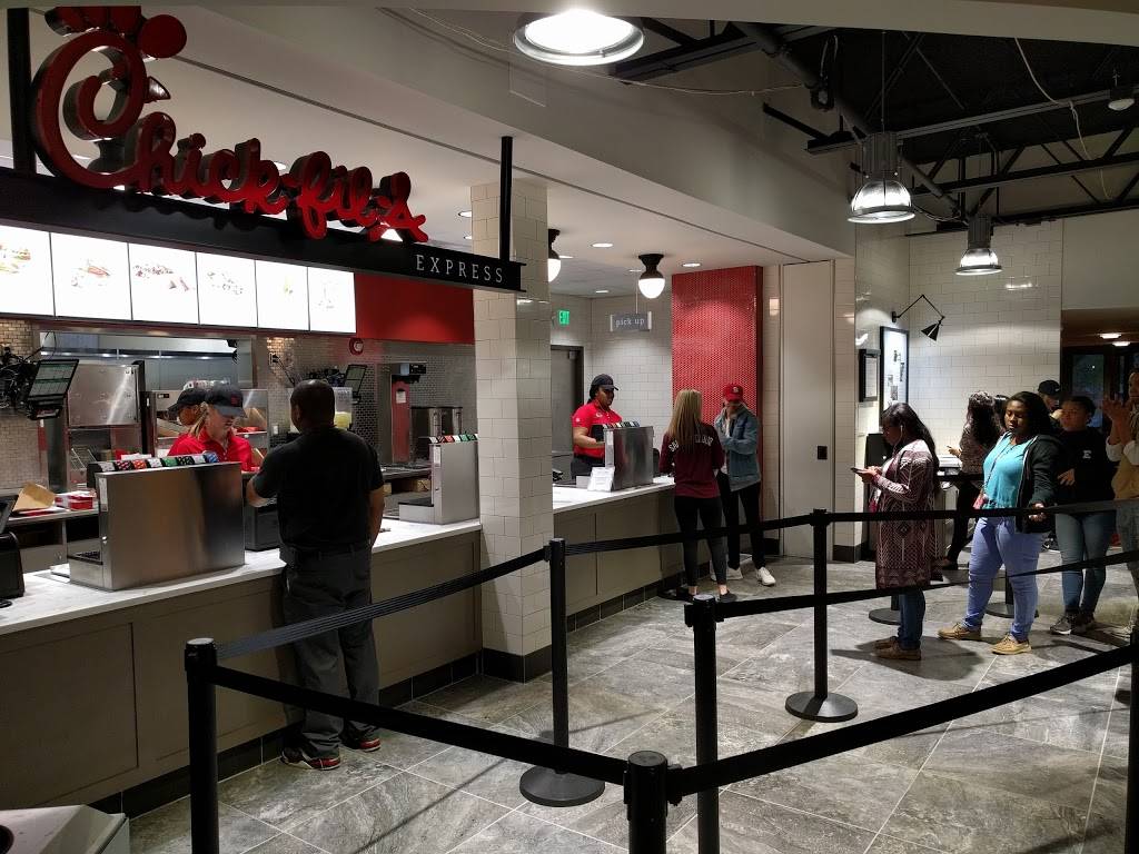 Chick-fil-A | restaurant | 878 W Cross St McKenny Hall, Ypsilanti, MI 48197, USA | 7344870260 OR +1 734-487-0260