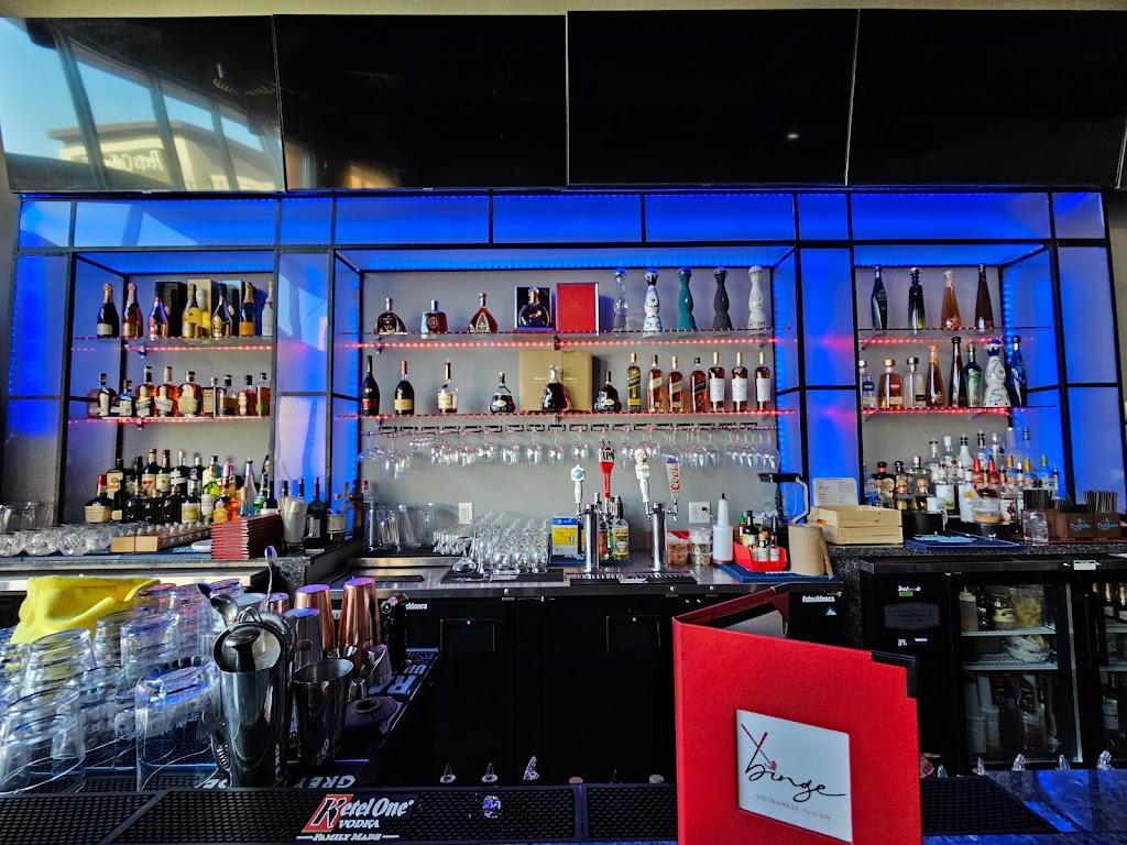 Binge Vietnamese Fusion | restaurant | 5779 Pacific Ave C115, Stockton, CA 95207, USA | 2092926070 OR +1 209-292-6070