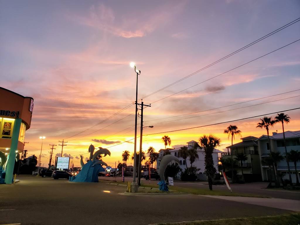 Dairy Queen | restaurant | 307 W Cotter Ave, Port Aransas, TX 78373, USA | 3617493339 OR +1 361-749-3339