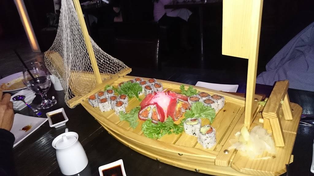 Umi Japanese Steakhouse | restaurant | 150 Cobblestone Ct Dr #1044, Victor, NY 14564, USA | 5852231388 OR +1 585-223-1388