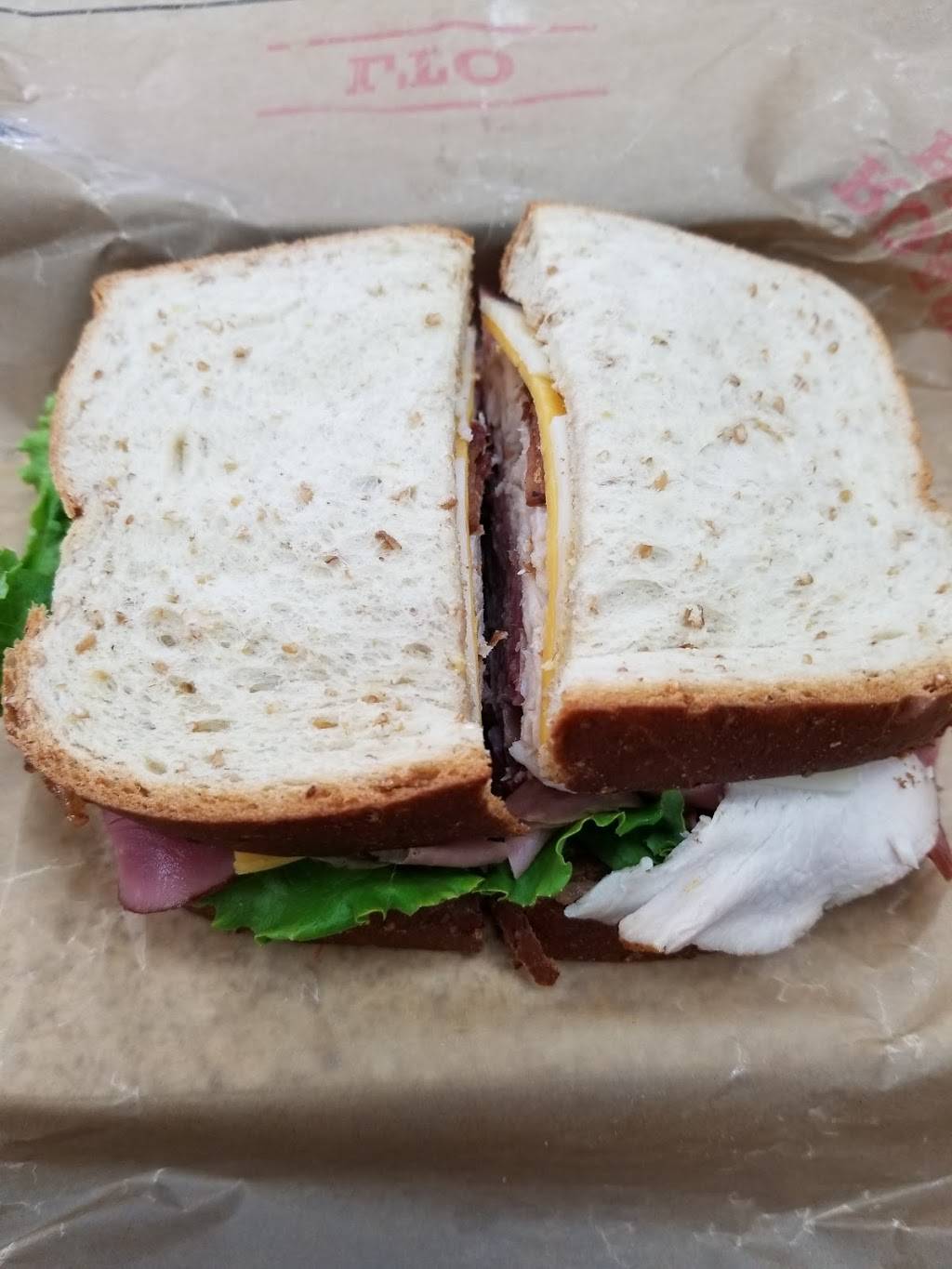 Arbys | restaurant | 3500 N Plainview Rd, Walcott, IA 52773, USA | 5632844110 OR +1 563-284-4110