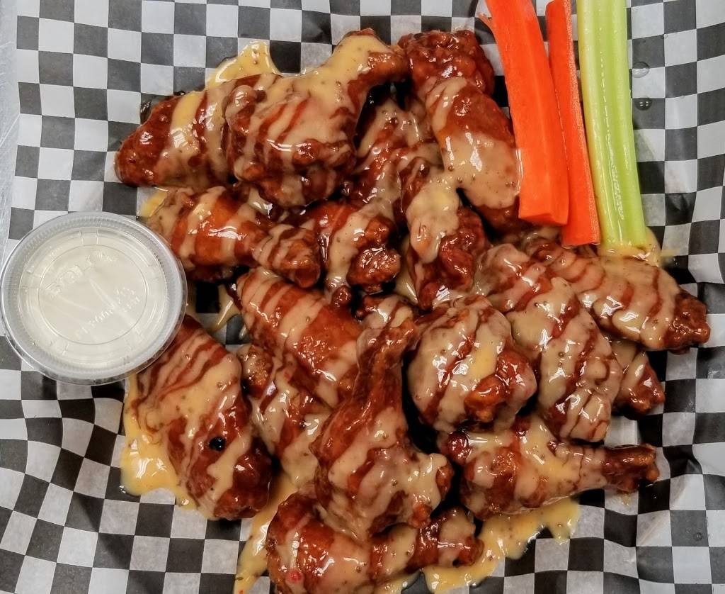 King of Wings | restaurant | 6244 Main St, Whitchurch-Stouffville, ON L4A 1E2, Canada | 9055912225 OR +1 905-591-2225