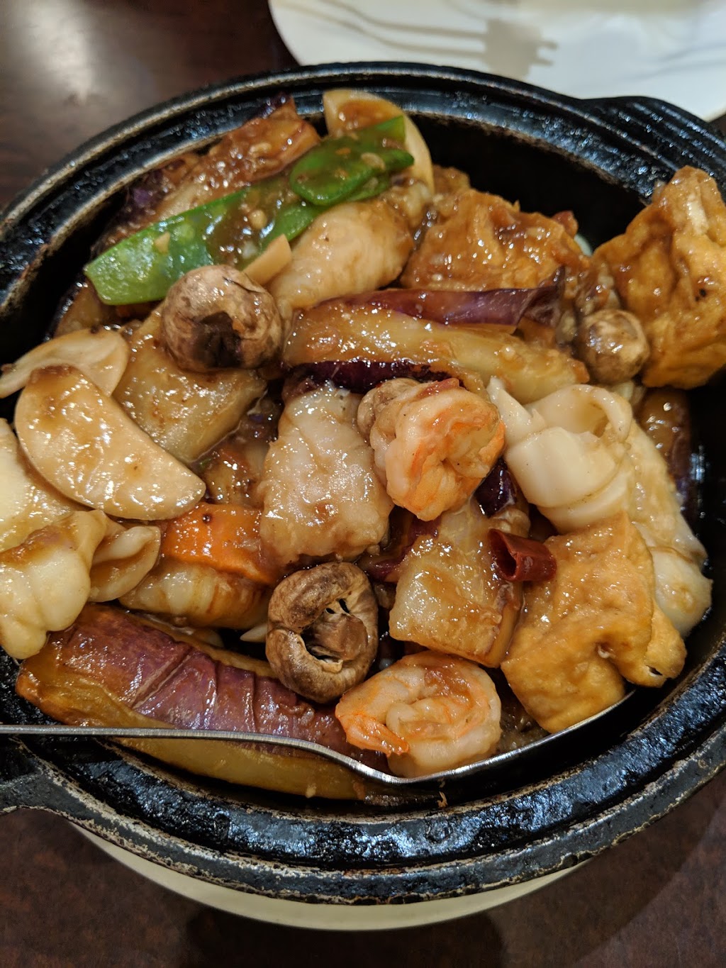 663 Bistro | restaurant | 663 S Weller St, Seattle, WA 98104, USA | 2066678760 OR +1 206-667-8760