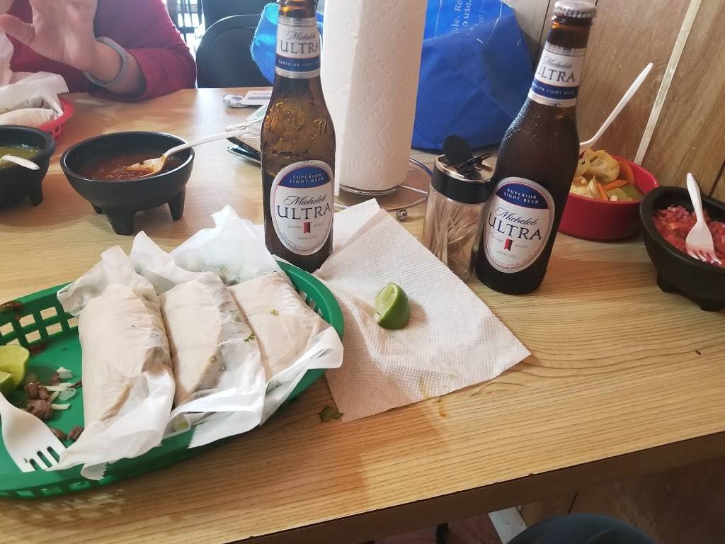 La Iguanita | restaurant | 3733 S Kedzie Ave, Chicago, IL 60632, USA | 7732545064 OR +1 773-254-5064