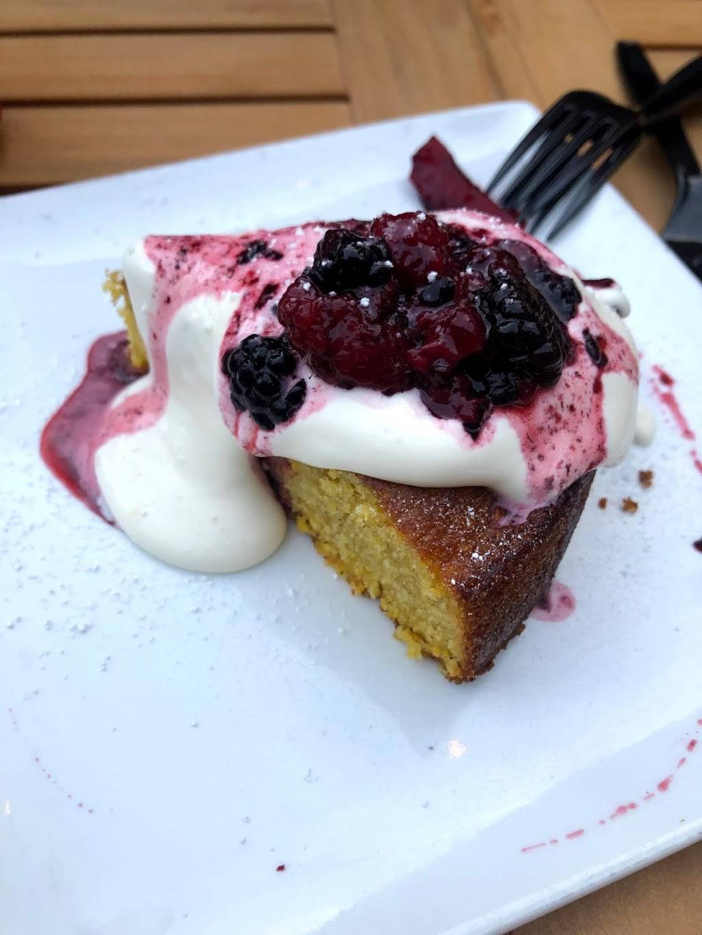 Biga Pizza | restaurant | 5507 NE 30th Ave, Portland, OR 97211, USA | 5032977133 OR +1 503-297-7133