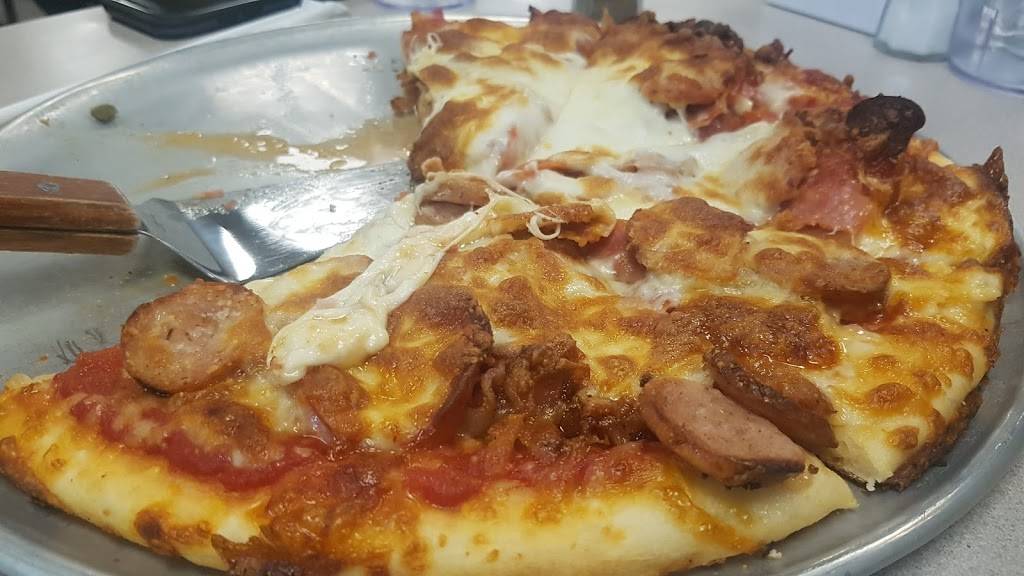 Lord Gainsborough Restaurant | restaurant | 1800 Hyde Park Rd, London, ON N6H 0K1, Canada | 5194724168 OR +1 519-472-4168