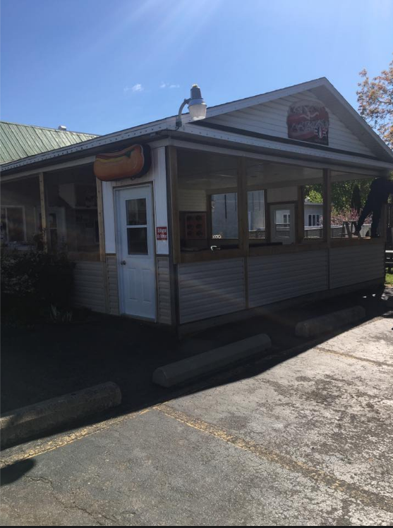 Cantine du Coin | restaurant | 528 Rue Notre Dame, Saint-Chrysostome, QC J0S 1R0, Canada | 4508261313 OR +1 450-826-1313