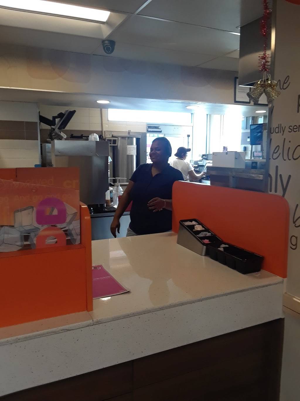 Dunkin | bakery | 6110 Woodland Ave, Philadelphia, PA 19142, USA | 2159661530 OR +1 215-966-1530