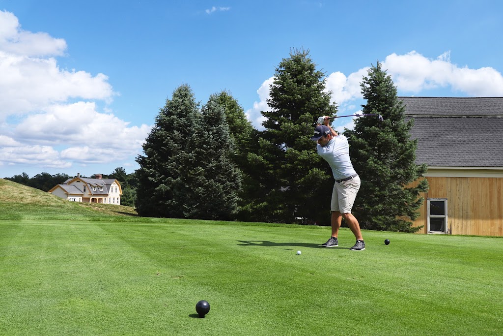 The Ranch Golf Club | restaurant | 65 Sunnyside Rd, Southwick, MA 01077, USA | 4135699333 OR +1 413-569-9333