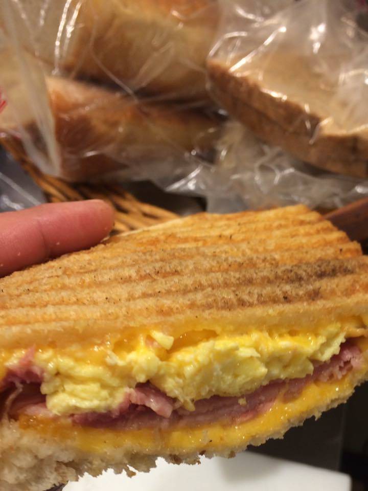 Big Oak Cafe | cafe | 2761 Old Virginia St, Urbanna, VA 23175, USA | 8047582130 OR +1 804-758-2130