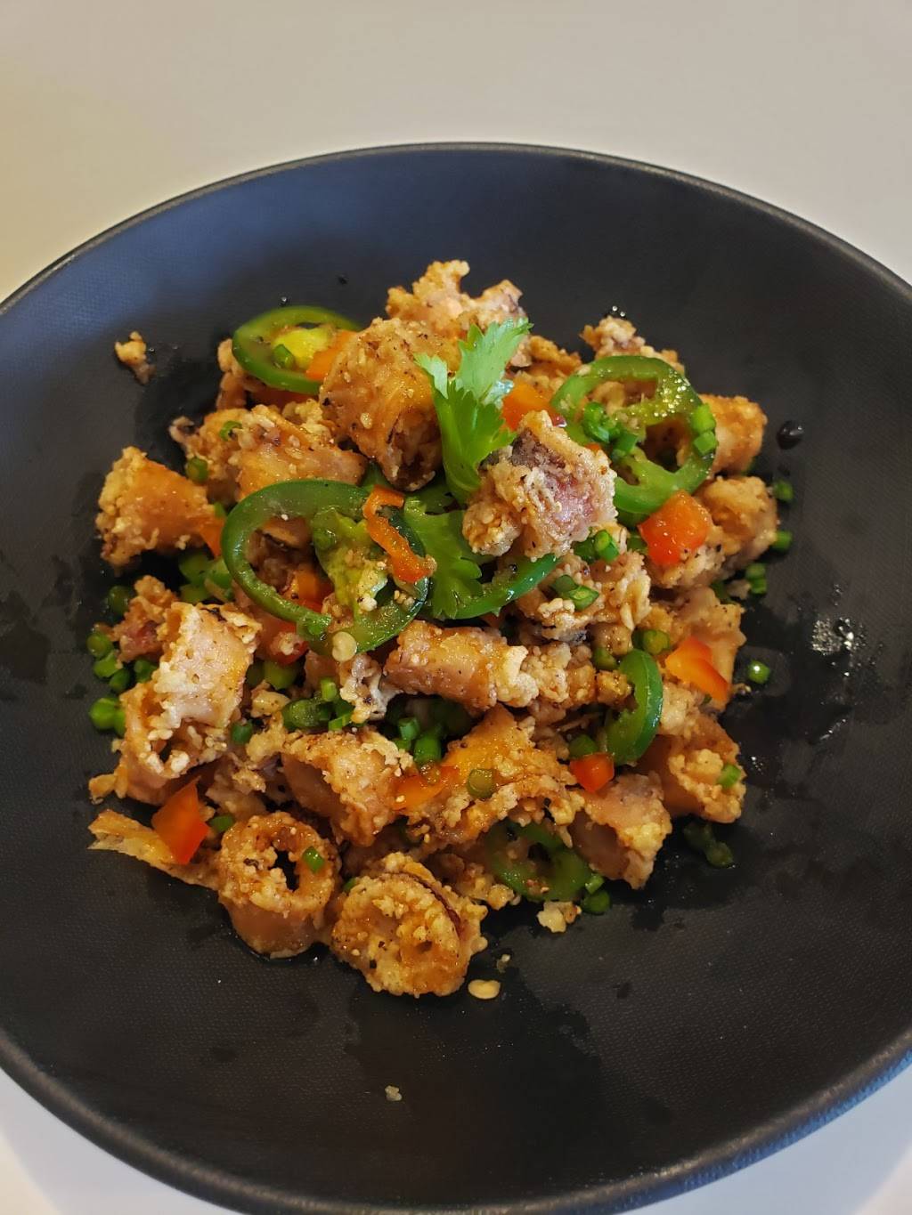 Duck & Roll | restaurant | 4800 Main St Suite 102, Kansas City, MO 64112, USA | 8162148736 OR +1 816-214-8736