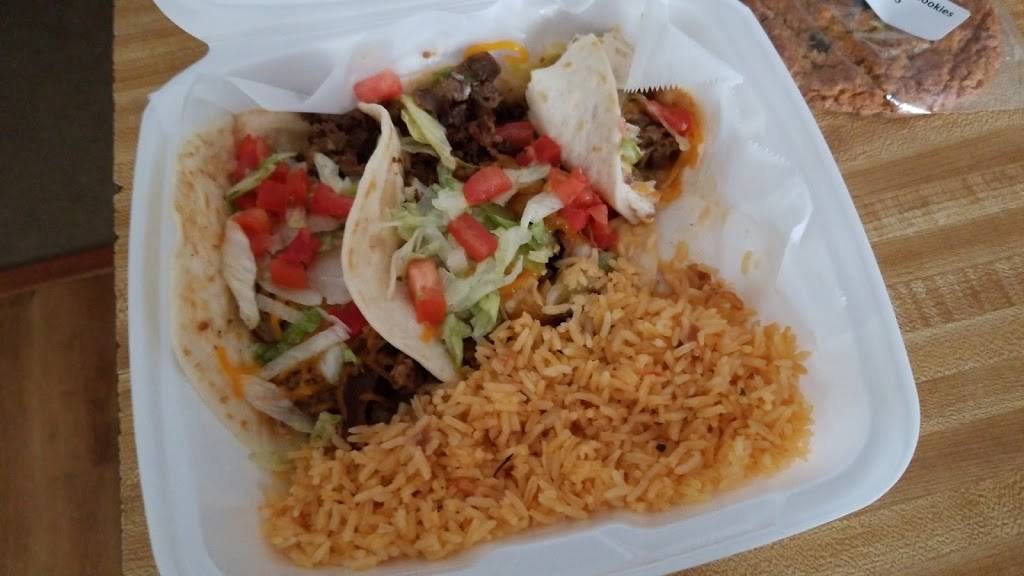 Taqueria Fernandez | restaurant | 3720 7th St, Bay City, TX 77414, USA | 9792441385 OR +1 979-244-1385