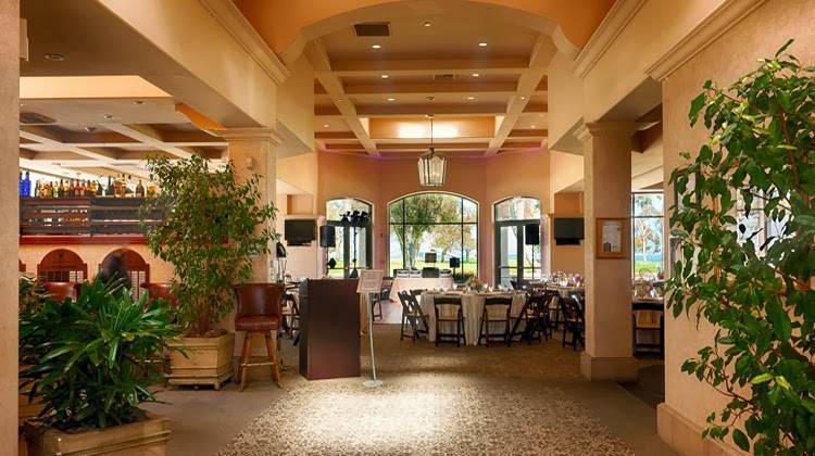 Coronado Bayside Grill | restaurant | 2000 Visalia Row, Coronado, CA 92118, USA | 6194351740 OR +1 619-435-1740